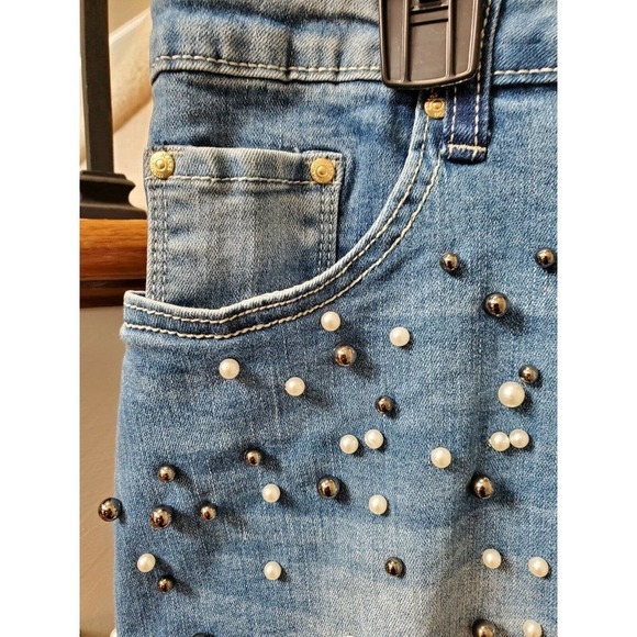 Mignon Women Blue Denim Cotton Blend Distressed A-Line Jean Skirt Size 1,2 & 3XL - Picture 1 of 12